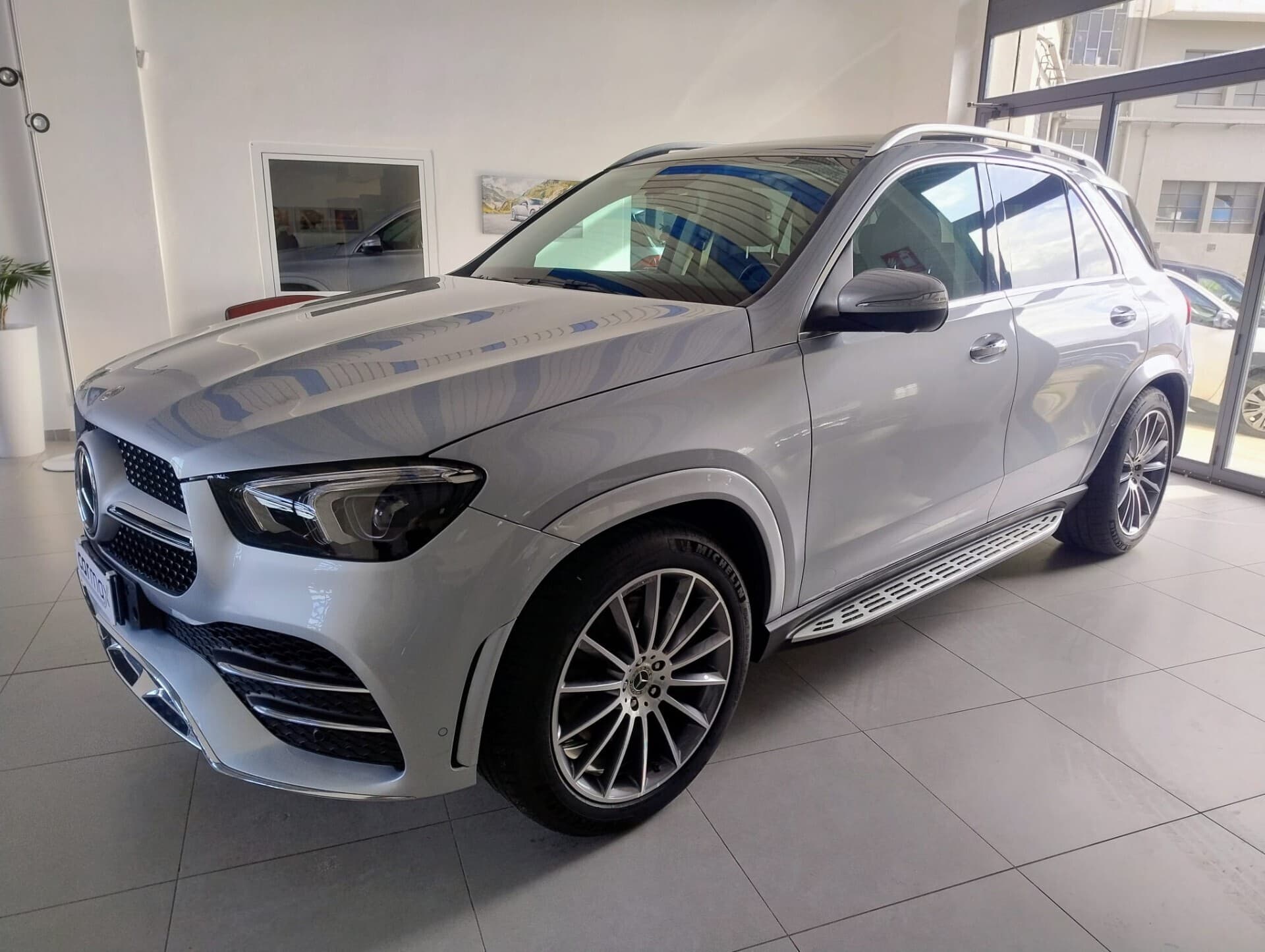 Mercedes-Benz GLE 300 GLE 300 d 4Matic Mild Hybrid Premium Plus 2023 usata a Cagliari — Car Max