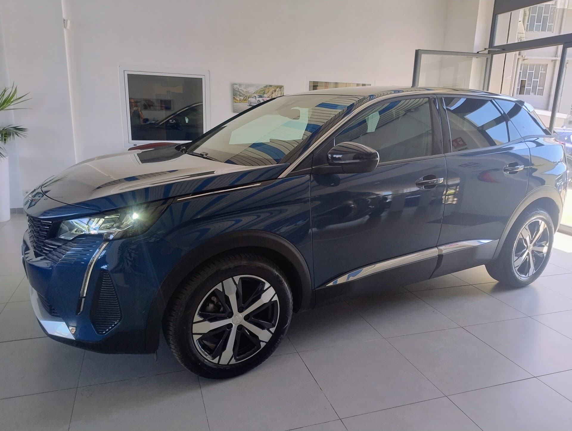 Peugeot 3008 3008 BlueHDi 130 S&S EAT8 Allure Pack 2023 usata a Cagliari — Car Max
